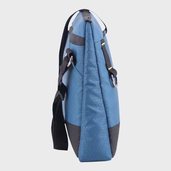 Arctic Fox Twist Deep Dive Sling Bag for men and Sling Bag women Online